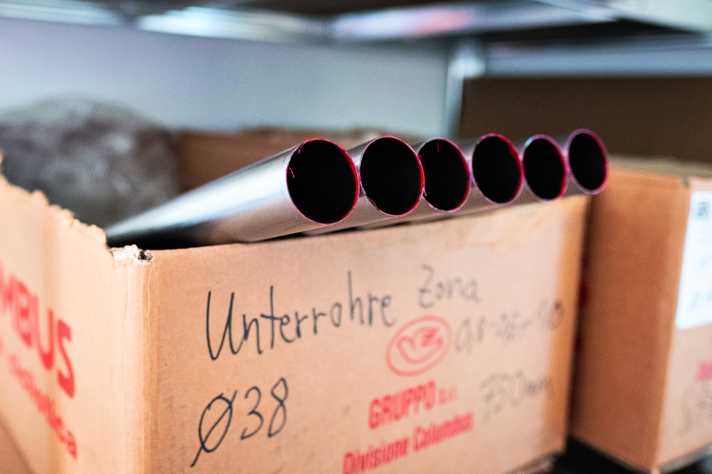 Personnalisé jusqu'au choix du tube : Rotor construisait jusqu'à présent des pièces uniques. Johannes Hundhammer, le nouveau propriétaire, doit repenser le concept.