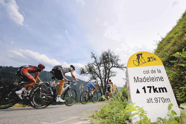 Hors d'Oeuvre - Le Col de la Madeleine trie habituellement le peloton - les décisions se prennent dans d'autres ascensions