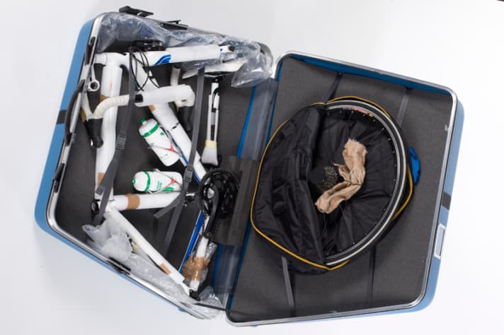   Comment mettre le vélo dans la valise 