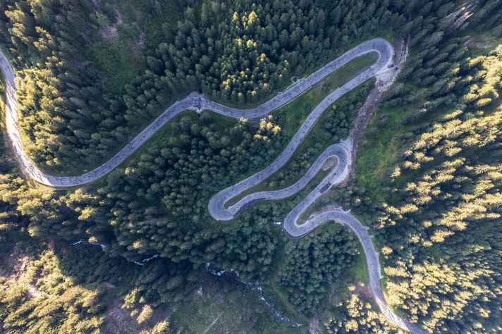 Serpentinen am Kühtai, hier während des Ötztaler Radmarathons