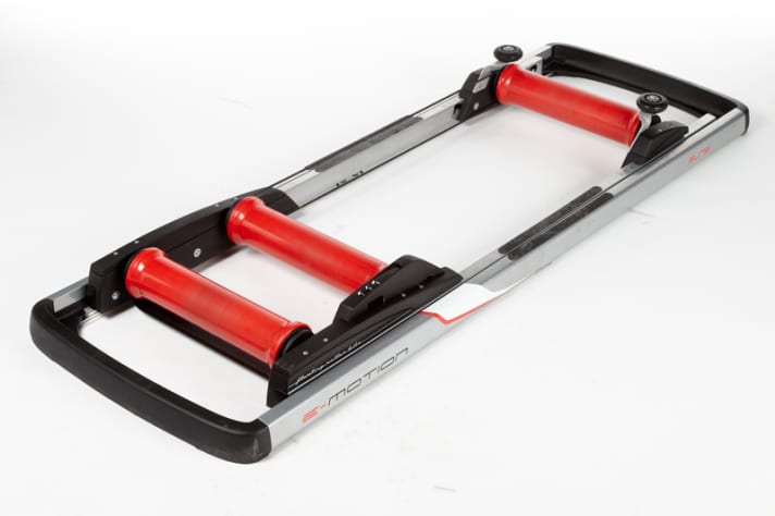   Un cas particulier parmi les rouleaux intelligents : Elites Arion Smart B+ combine une connectivité complète avec les particularités du rouleau libre. 