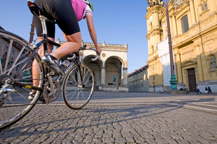   Odeonsplatz : il n'y a que tôt le matin que l'on ne doit pas partager les attractions touristiques de Munich avec beaucoup de monde 