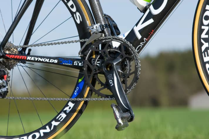   Adjustable: The crank length can be varied using interchangeable pedal eyes 