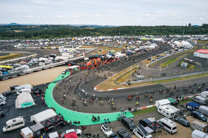 Rad am Ring: athletes are catered for in the camps along the route