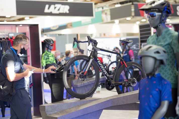 Des nouveautés de vélos de course à portée de main : En déménageant à Francfort et en proposant un nouveau concept, l'Eurobike 2022 veut redevenir le pivot de l'industrie du vélo.