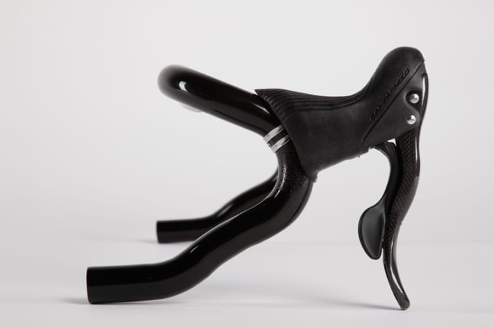   Eine besonders ausgeprägte anatomische Form hat „Biomax“ von Ritchey 