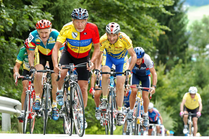   World champion over 75: The German Willi Hochgeschurtz (front), when he outpaces the international competition at the World Cup in 2007 