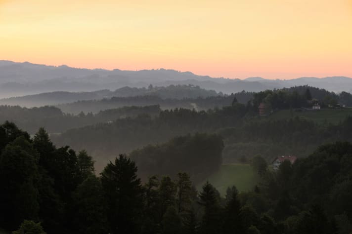   Daybreak: meadows, forests, hamlets - the landscape in southern Styria is a delight 