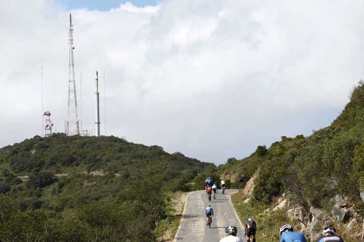 Final stage - The steep and rough tarmac ascent to Cerro de São Miguel