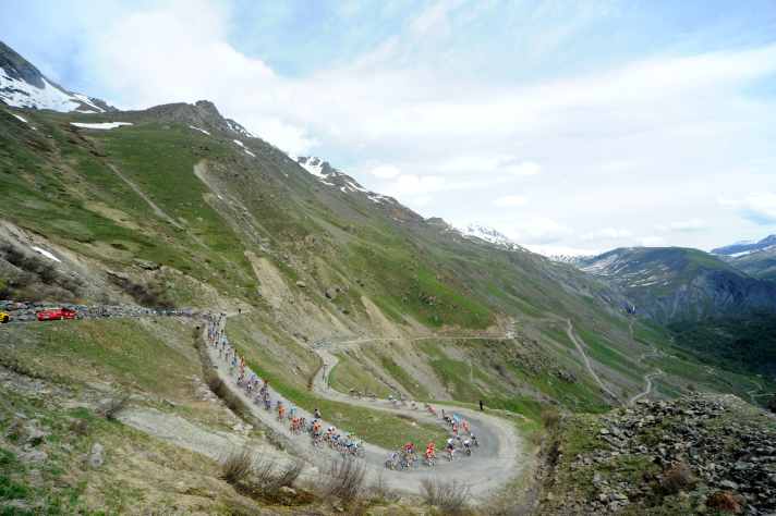 Le col de Sarenne a également été emprunté lors du Dauphiné 2013.