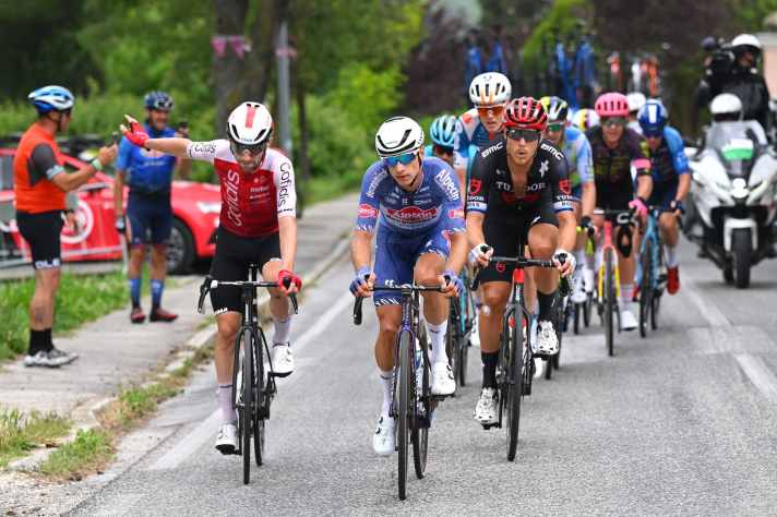 Nine riders chased Alaphilippe and Maestri for a long time, but they never caught up with the Frenchman