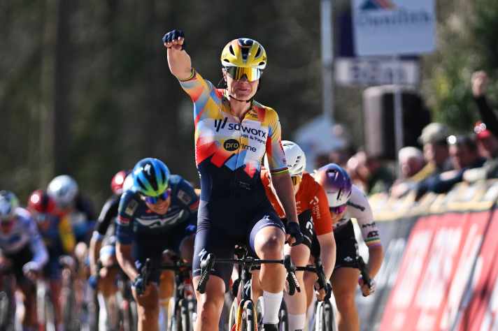 Lotte Kopecky gewinnt Mailand-Sanremo der Frauen 2026