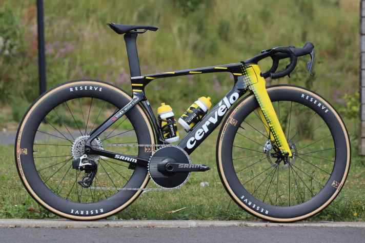 Cervélo stellt Jonas Vingegaard eine Weiterentwicklung seines Aero-Boliden namens S5 zur Verfügung