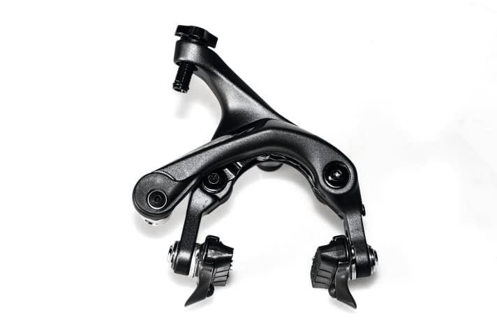 Un classique parmi les freins sur jante pour vélo de course : le Shimano Ultegra. 