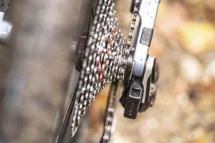 ... the transmission derailleurs are bolted directly to the frame using the full-mount standard