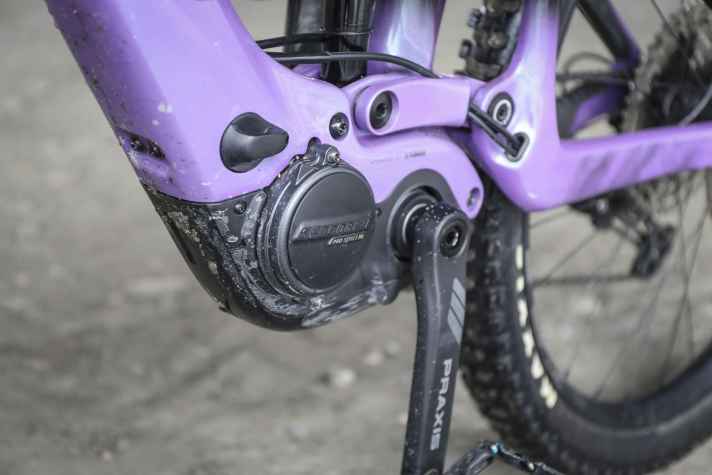 Leicht aber kraftvoll: Der SyncDrive Pro2 MG unterstützt kräftig mit 85 Nm. Der Turbo-Modus kam nur selten zum Einsatz. Sechs Sensoren sorgen für ein ausgewogenes, natürliches Fahrgefühl.