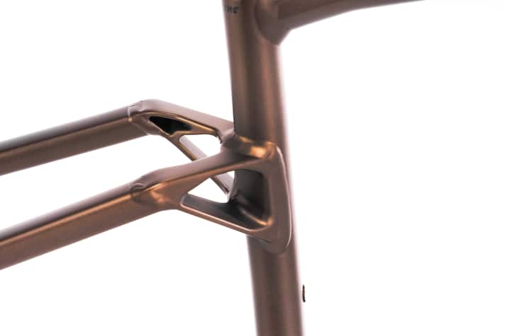 Highly detailed: finely crafted aluminium.