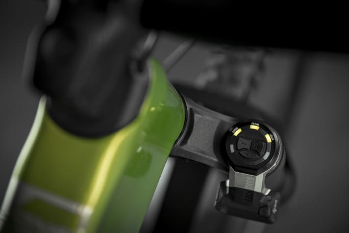 Rockshox Flight Attendant on the Zeb fork of the One-Sixty.