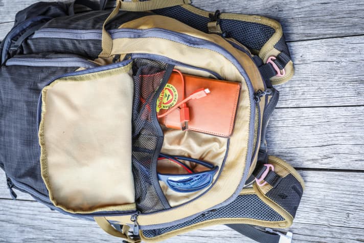 Top: a glasses compartment.