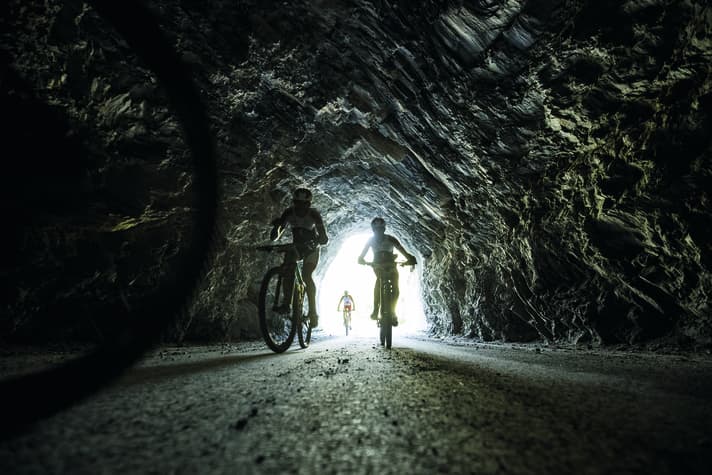 The 1000 metre ascent to the Pillerhöhe is a long but varied one.