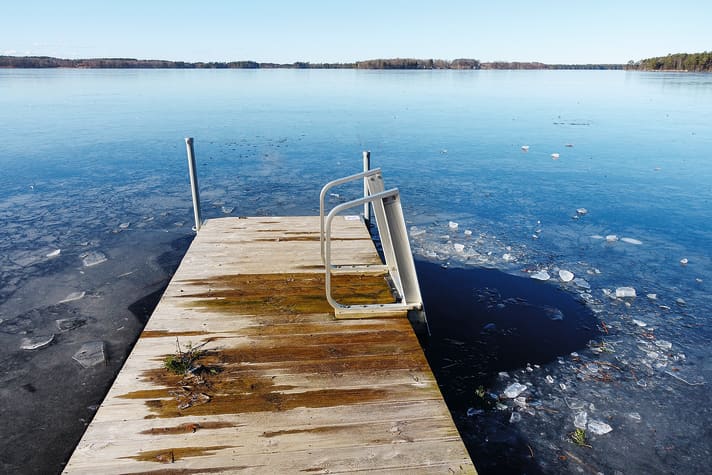 "Ice and cooling reduce inflammation," says expert Mollnhauer.