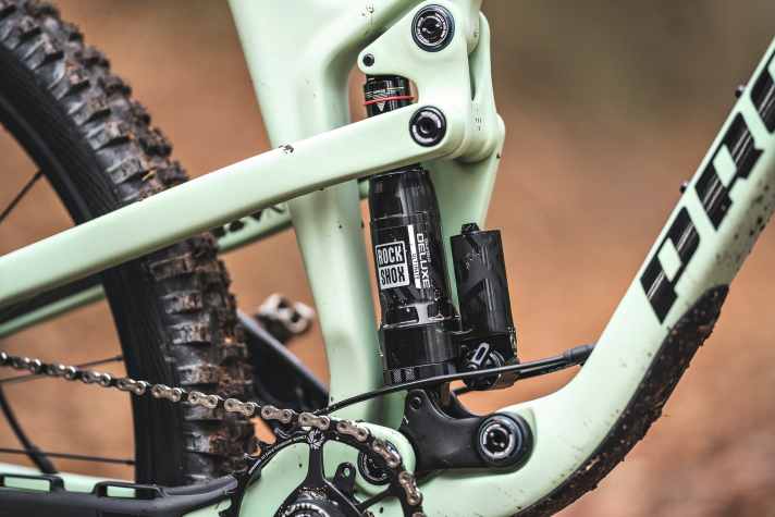 bike/100099573_13819f9192261a03881acb1b8ee3d384