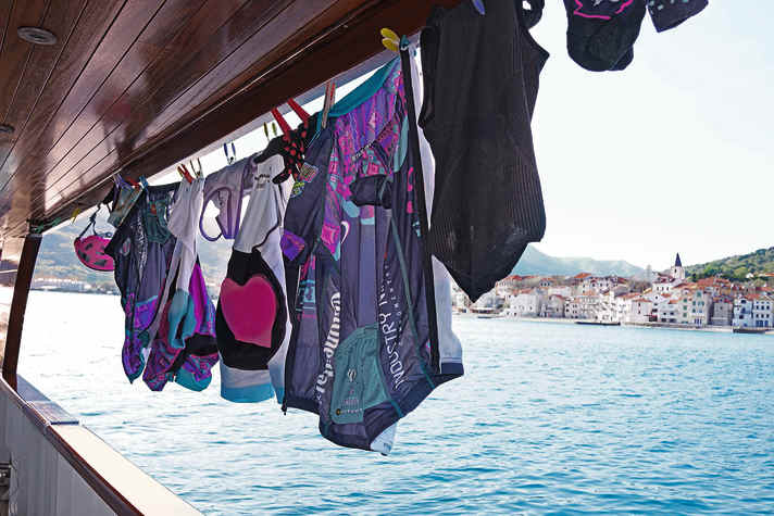 Even on a solo tour, you meet other people along the way. A wash day is worthwhile just for these moments.