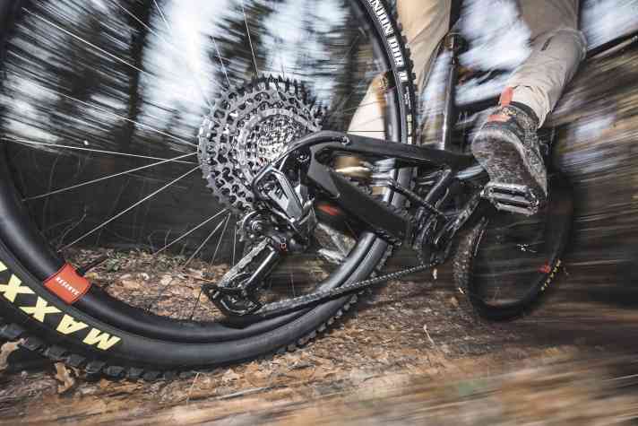 Sram breaks down its transmission technology to mechanical groupsets. In addition to the Eagle 90, there is also the more favourable Eagle 70 transmission for the OEM market