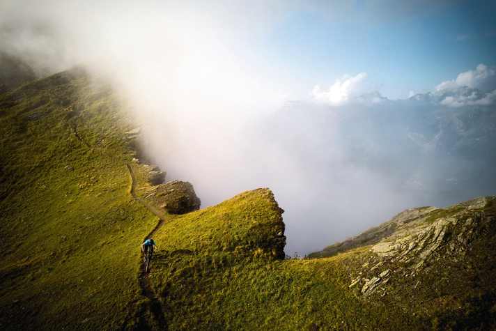 Raise your hand if you want to swap places with this guy.