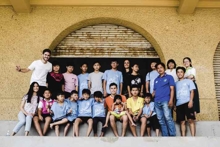 Auch dieses Ziel ist erreicht: Mit den gesammelten Spenden konnte die NGO Poussières de Vie eine Schule in Saigon bauen lassen.