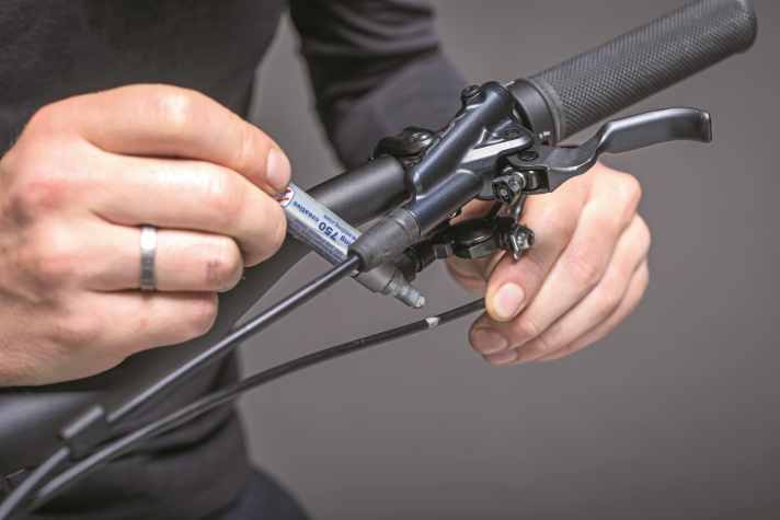 Cables rarely come from the factory in the correct length and have to be shortened when replacing them.