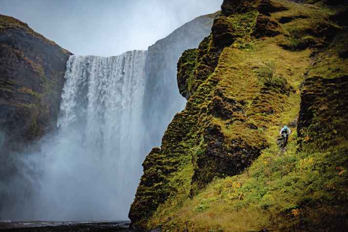 Insel der Naturgewalten: Island. Freeride-Profi Hannes Klausner auf Entdeckungstour.
