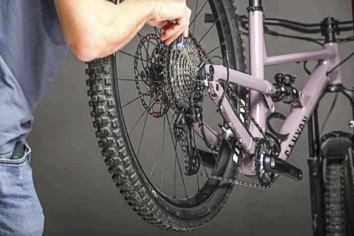 The inner end stop prevents the chain from slipping over the largest sprocket between the cassette and spokes.