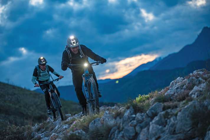 If you want to go off-road at night, you still need a helmet lamp.
