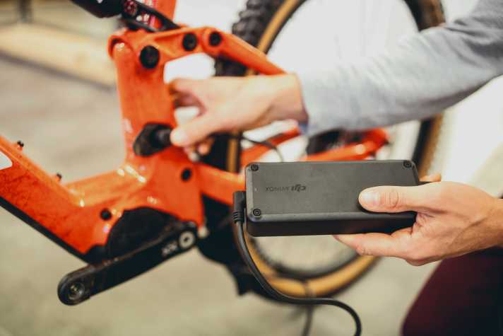 The quick charger from DJI provides real added value.