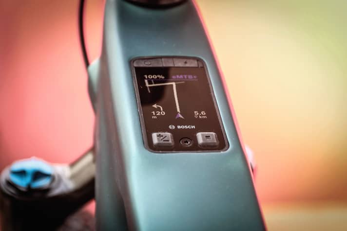 The Kiox displays from Bosch offer a navigation view that is controlled via the app.