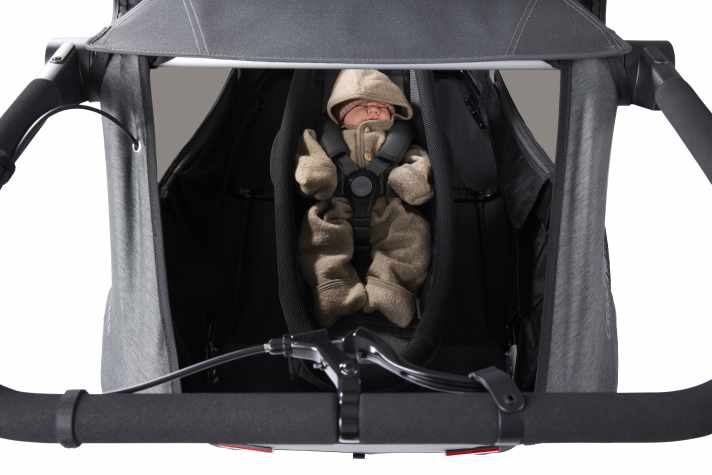 Children can be taken along in the trailer and in the Cargobike from the moment they can sit independently. | pd-f