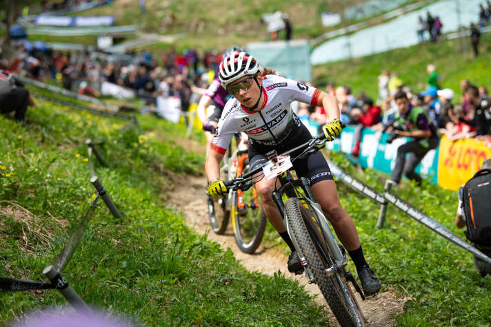 Nina has been racing for the Lexware Mountain Bike Team since 2022.