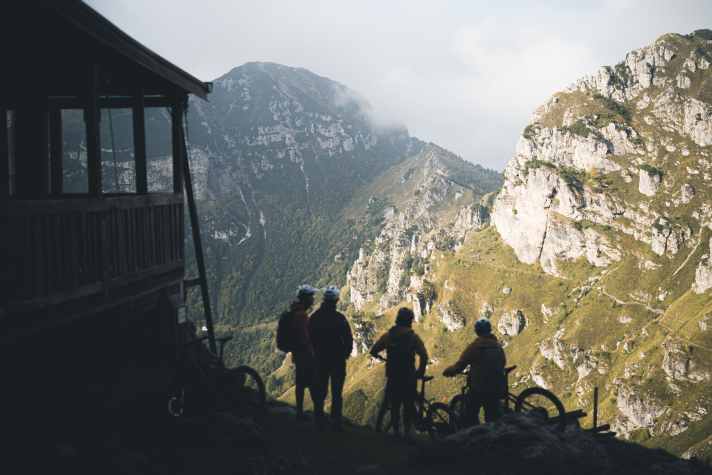 Auch hier wurden im Ersten Weltkrieg spektakuläre Wege in den Fels geschlagen. Gekämpft wurde dann aber woanders.