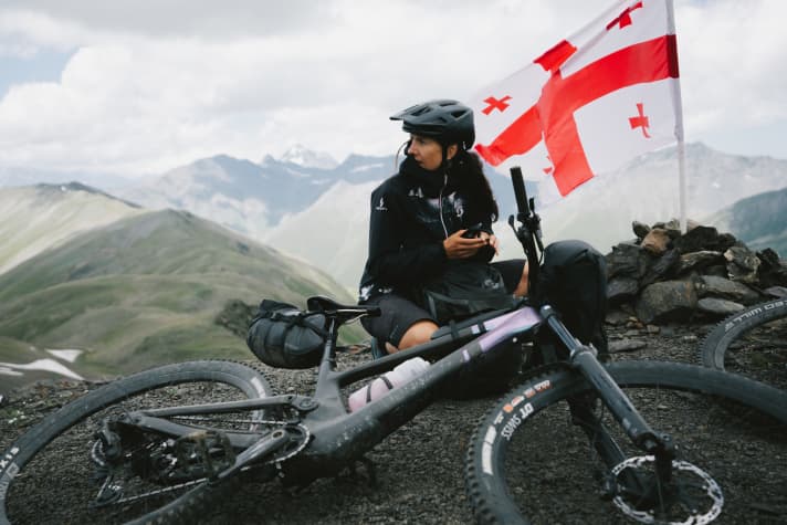 Common fresh at the 3338 metre high Chaukhi Pass.