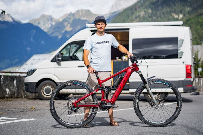 The Enduro vagabond: James Shirley is a racer, track manager, film maker and stunt rider as well as chauffeur, cook, mechanic and manager of his team all in one.