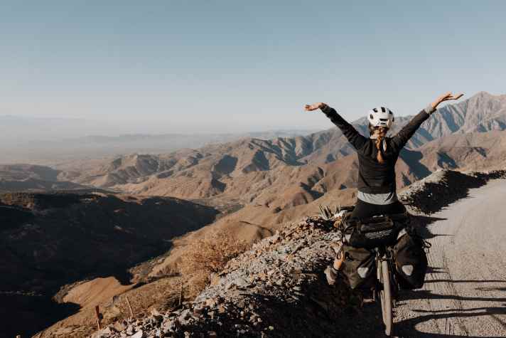 The Atlas Mountains done: Now "simply" southwards - to the Cape of Good Hope.