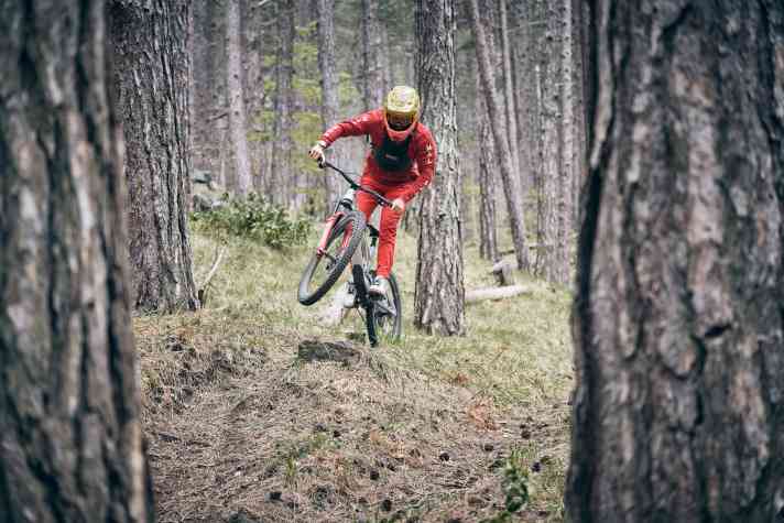 Bunnyhop with timing.