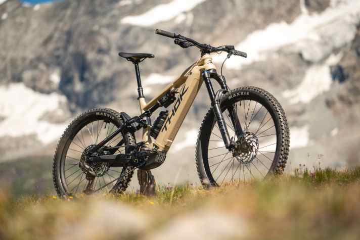 Thok calls the specially designed head tube/top tube the Viper Head.