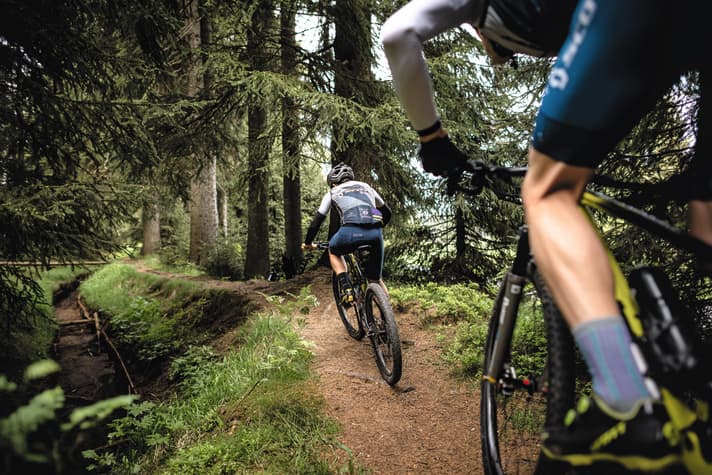 The nature trails on the border with the Czech Republic also have a flow.