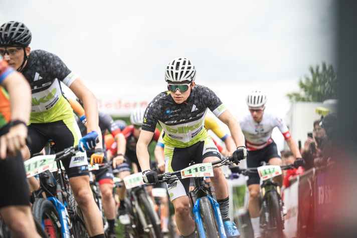 Unfortunately, Dennis was unable to continue his race after a crash and had to finish early.