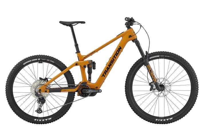The "cheaper" light bike, the Transition Regulator SX Deore, also costs 7999 euros.
