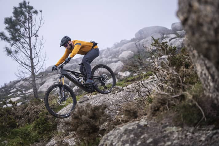The stiff Moterra SL feels particularly at home on steep, fast and rocky trails.