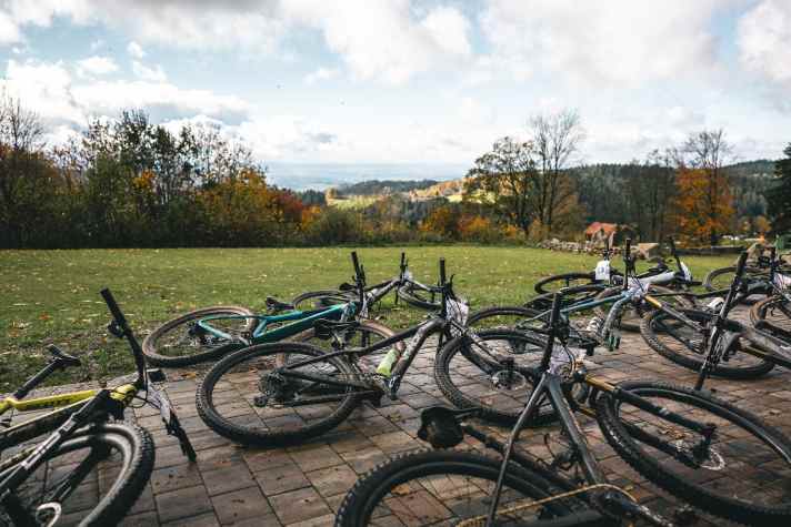 53 participants, 53 children's and youth bikes: at the 22nd BIKE Cross Country Youth Camp there was once again exciting material for the youngsters to discover.