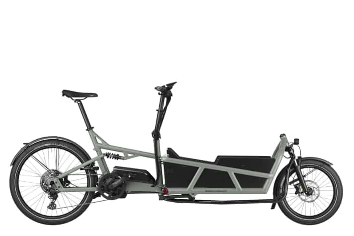 Mit tiefem Schwerpunkt verbindet das <a href="https://www.bike-magazin.de/fahrraeder/lastenraeder/kaufberatung-lastenrad-belastbar-und-agil-das-long-john/" target="_blank" rel="noopener noreferrer">Long-John</a> Fahrdynamik mit hoher Transportkapazität, ist aber oft schwer, sperrig und teuer.